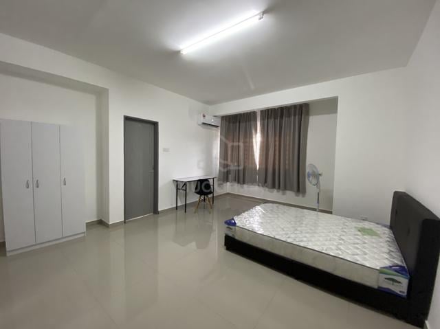 Fully Furnished Master Room in Bercham 1