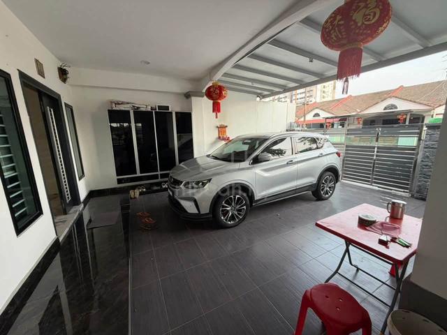 Taman Perling fully renovated 1.5 storey terrace house for sale 1