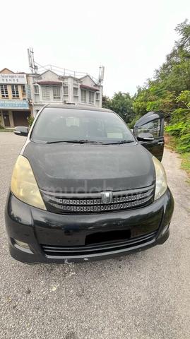 2006 Toyota ISIS 1.8 4AT DBA-ANM10W (A) - 1
