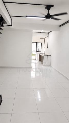 Seri Alam - Landed berhampiran CIQ, renovated, full Loan, no deposit 1