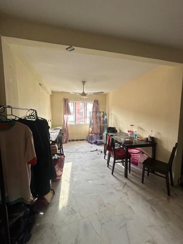 Flat PKNS Seksyen 7 Shah Alam 1