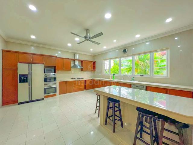 2sty Bungalow Ukay Heights Ampang (Good Condition + Pool) the valley 1