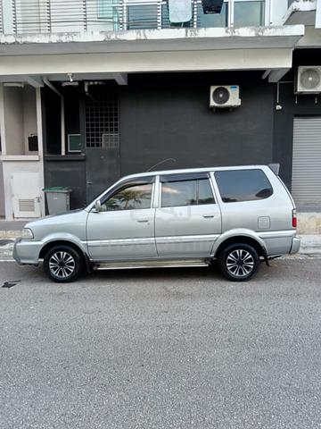 2002 Toyota UNSER 1.8 GLI FACELIFT (M) - 5