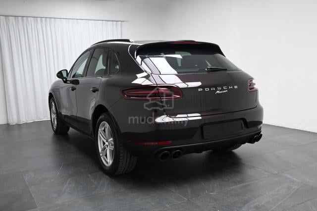 2016 Porsche MACAN 2.0 (A) 1-OWNER WITH SUNROOF - 4