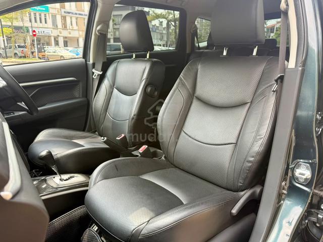 FULON 🔥Perodua ARUZ 1.5 AV (A) OFFER DEAL 📢 - 5