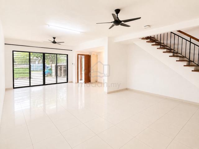 2 Storey Terrace in Denai Alam, Seksyen U16, Shah Alam 1