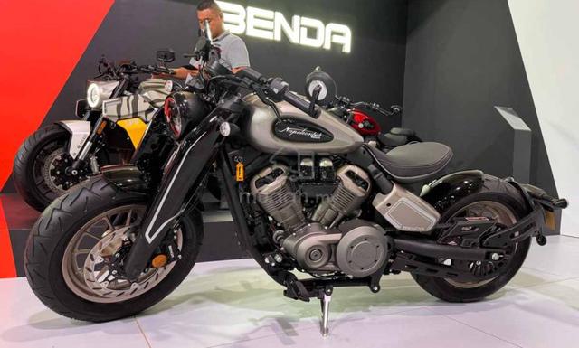 BENDA NAPOLEON BOB 500 hd883 srv250 v16 bobber 350 - Motorcycles for ...