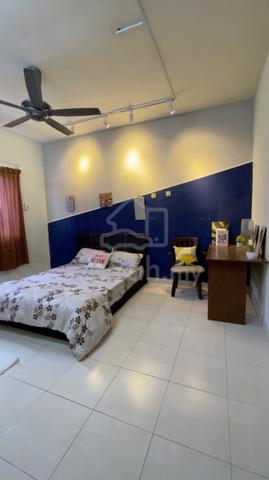 Medium Room at Suriamas Condominium pjs10 Zero Deposit Fully Furnish 1