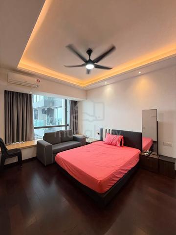 R&F Princess Cove Master Room Free WiFi Included Utility Low Deposit 1