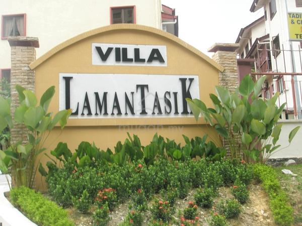 Villa Laman Tasik 1