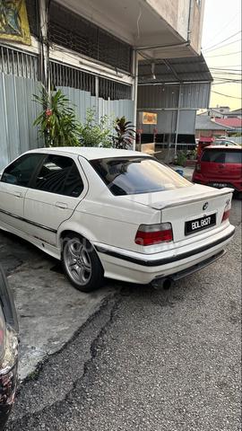 1995 Bmw 318i (CKD) 1.8 (A) - 2