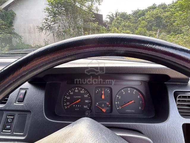 2000 Toyota UNSER 1.8 GLi (A) - 5