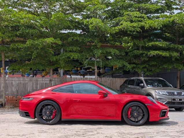LOW MiLEAGE 2022 PORSCHE 911 3.0 CARRERA GTS - 5