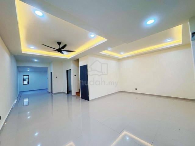 For Sale-Double Storey Terrace Puteri Wangsa Ulu Tiram Unblocked View 1