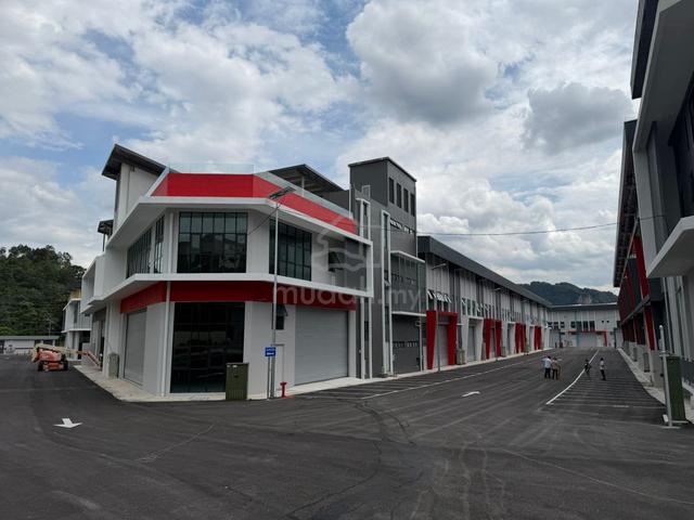 Sg Tua - Batu Caves,Gombak -  1.5 Sty Brand New Link Factory for Rent. 1