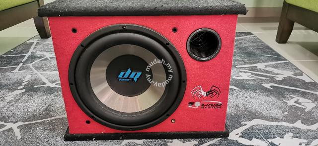 dynaquest subwoofer