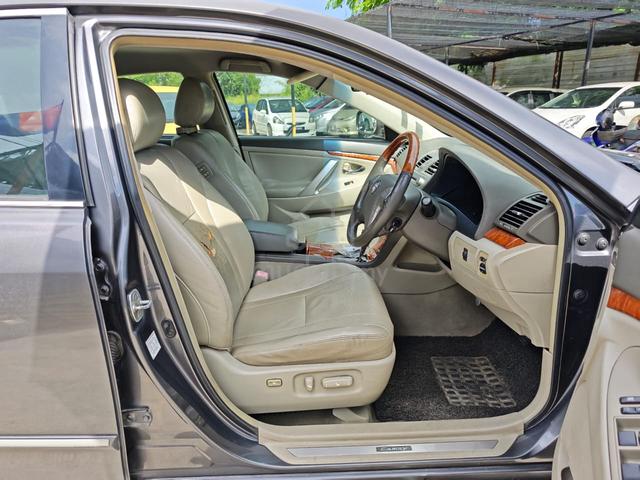 2009 Toyota CAMRY 2.4 (AUTO) - LOAN KEDAI - 4