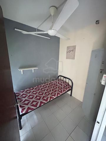Bilik Sewa Lelaki di Flora Damansara area KPJ2 Empire City 1 Utama PJ 1