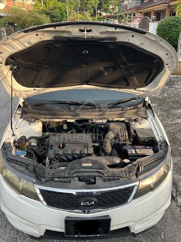 2011 Kia FORTE 1.6 KOUP SX (A) - 4
