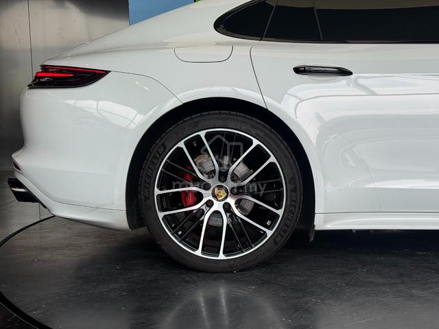 2017 Porsche PANAMERA 3.0 BASELINE (A) - 4