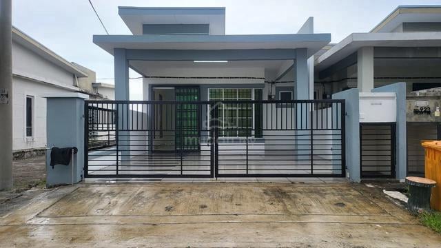 Teres 1-Tingkat Seri Impian,Kluang Below Market Value - Fully Renovate 1