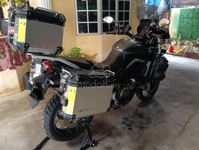 SVT 650 X Touring bike - photo 3 of 6