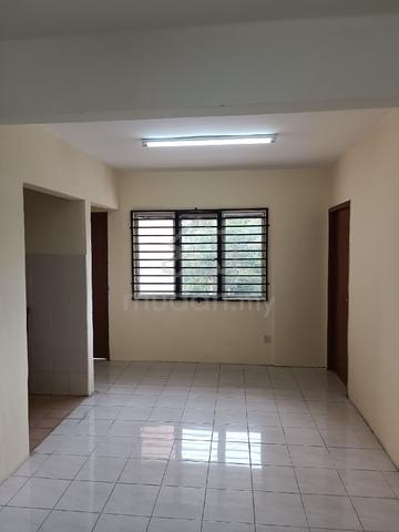 Anggerik Apartment (Taman Bunga Raya) 1