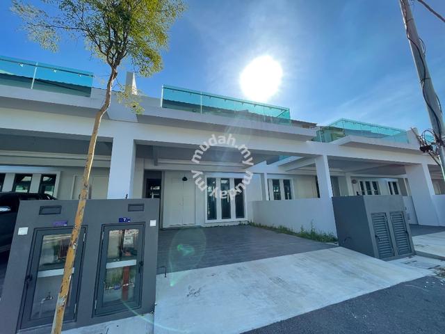 FULLY RENO! 8 Residence Gated, Padang Temu Ujong Pasir 1