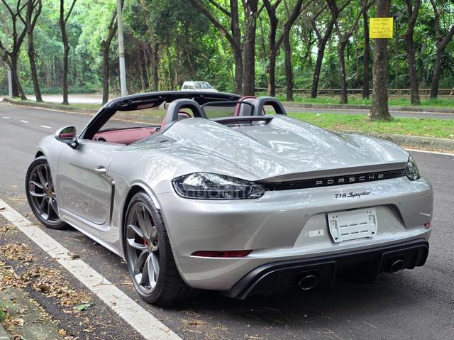 2021 Porsche 718 4.0 SPYDER (M) - 3