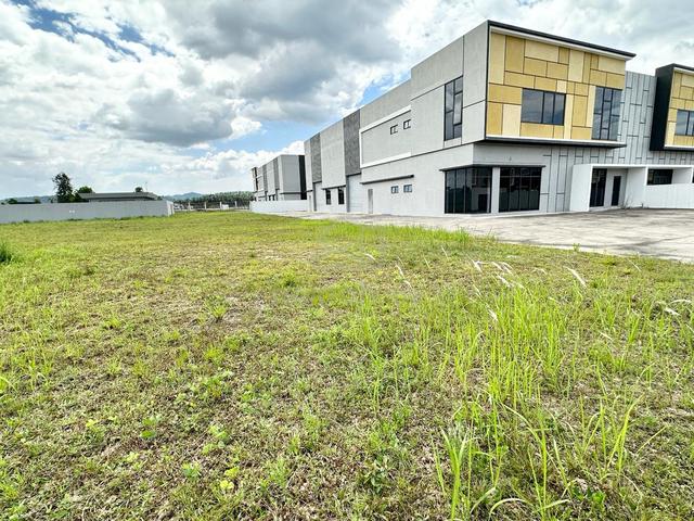 Big Corner Lot SemiD Eco Business Park V Gated Guarded Puncak Alam 1