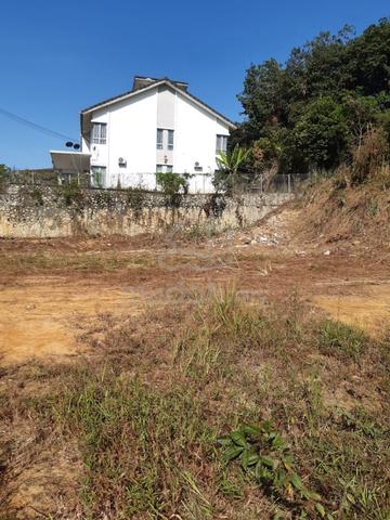 BANGLO LOT 6813sqf, AYER HITAM SUNGAI MERAB FOR SALE 1