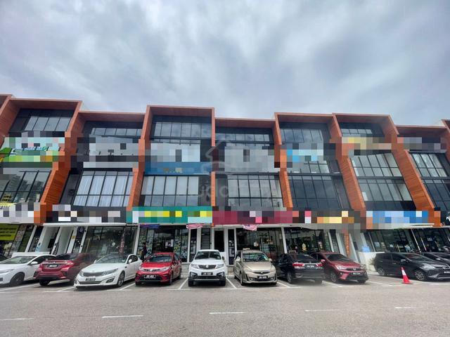 Taman Damansara Aliff 3 Storey Endlot Shop Lot Johor Bahru 1