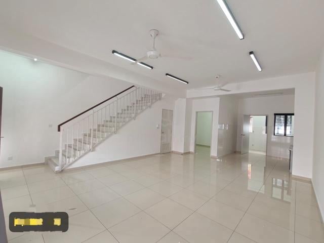 WANT TO LET Double Storey House @Setia Alam 📍 1