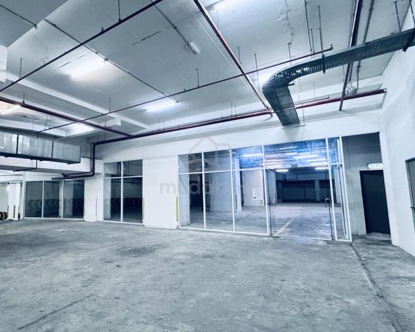 Corner Big Retail LG Shop SkyVille 8 Benteng Old Klang Road Klang Lama 1