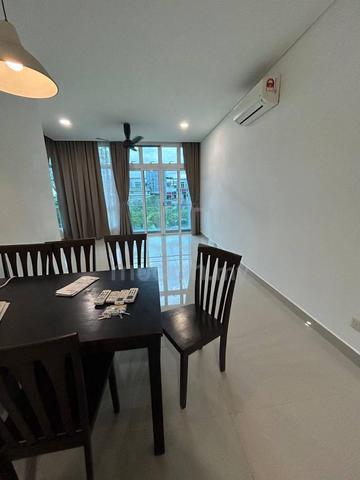1Medini 1
