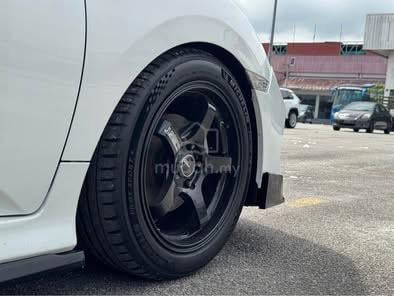 2018 Honda CIVIC 1.8 S I-VTEC (A) - 4
