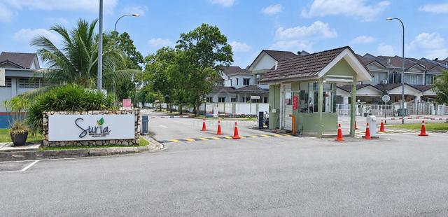 Corner House for Rent @ Seremban 2 Heights Suria Gated & Guarded 1