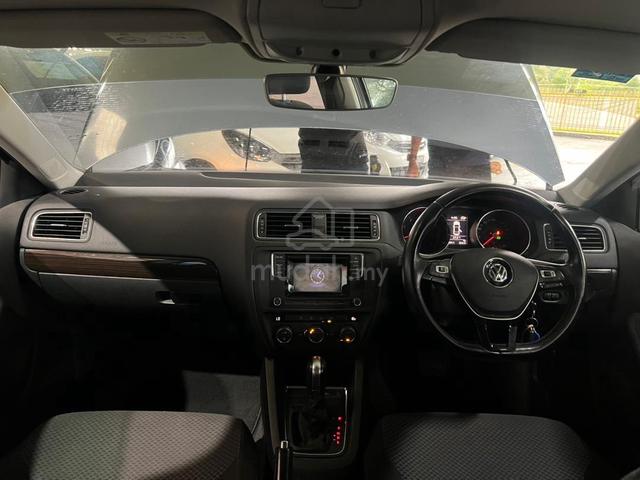 2017 Volkswagen JETTA 1.4 ALLSTAR FACELIFT (A) - 5