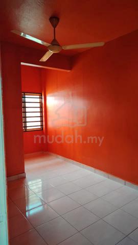 Double Storey Terrace Corner Lot In Jalan rasah Ban Aik For Rent 1