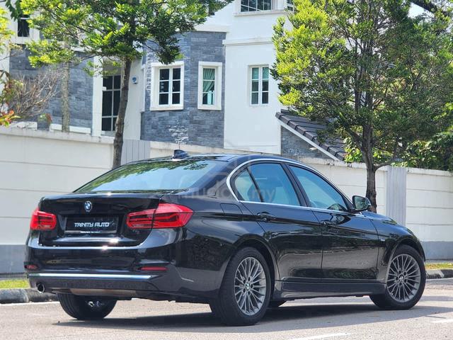 NOV 2017 BMW 318i (A)F30 CKD New Facelift 1 Owner - 3