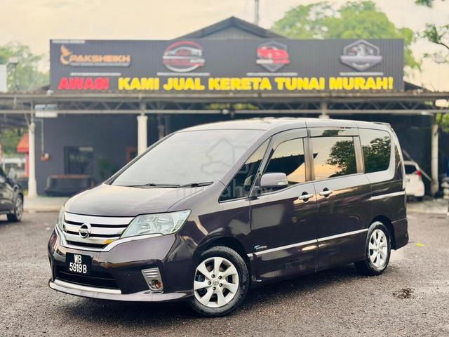 2013 Nissan SERENA 2.0 S-HYBRID HIGHWAY STAR - 1