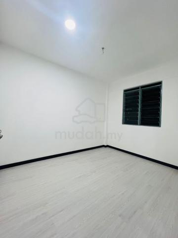 Rumah Pangsa Akasia 2