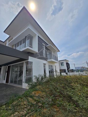 CORNER 2 storey Bandar Tasik Kesuma Semenyih Beranang Kajang 1