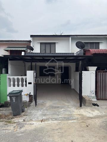 House for sale Double Storey Low Cost 1