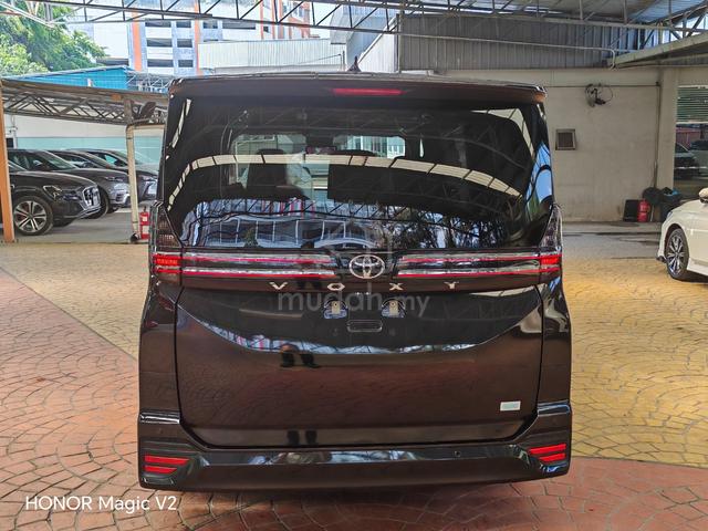2024 Toyota VOXY 2.0 S-Z with 360 CAMS HUD BSA - 4
