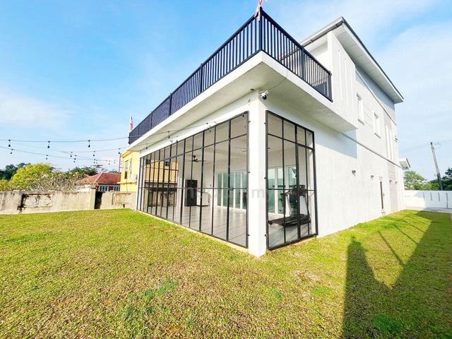 [FACING OPEN] Double Storey Bungalow Puncak Mekar Sg Merab, Kajang 1