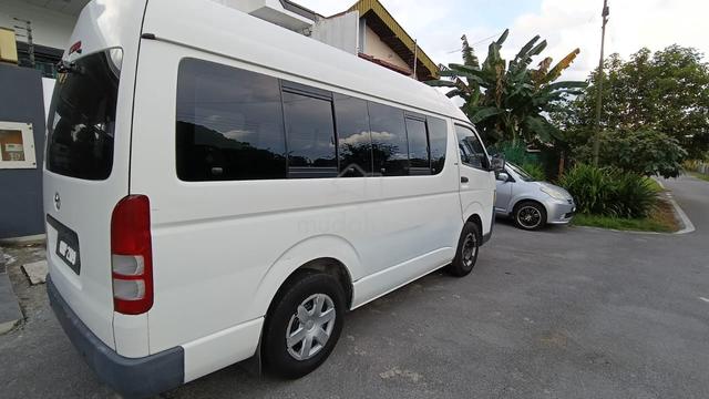 2009 Toyota HIACE 2.5 (M) - 4