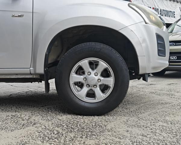 2018 Isuzu D-MAX 2.5 4X2 (M) Easy Loan/ Full Loan - 5