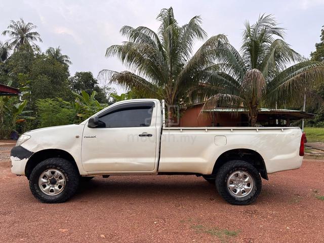 2010 Toyota HILUX SINGLE CAB 2.5 (M) - 5