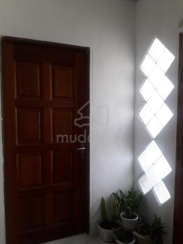 Tg. Aru. Bilik di sewa 3